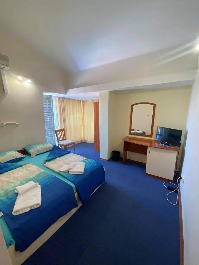 Family Hotel Neptun - لوزينيتس المظهر الخارجي الصورة