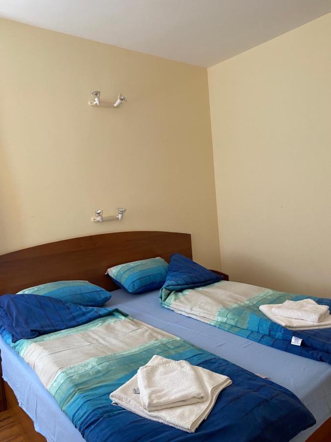 Family Hotel Neptun - لوزينيتس المظهر الخارجي الصورة