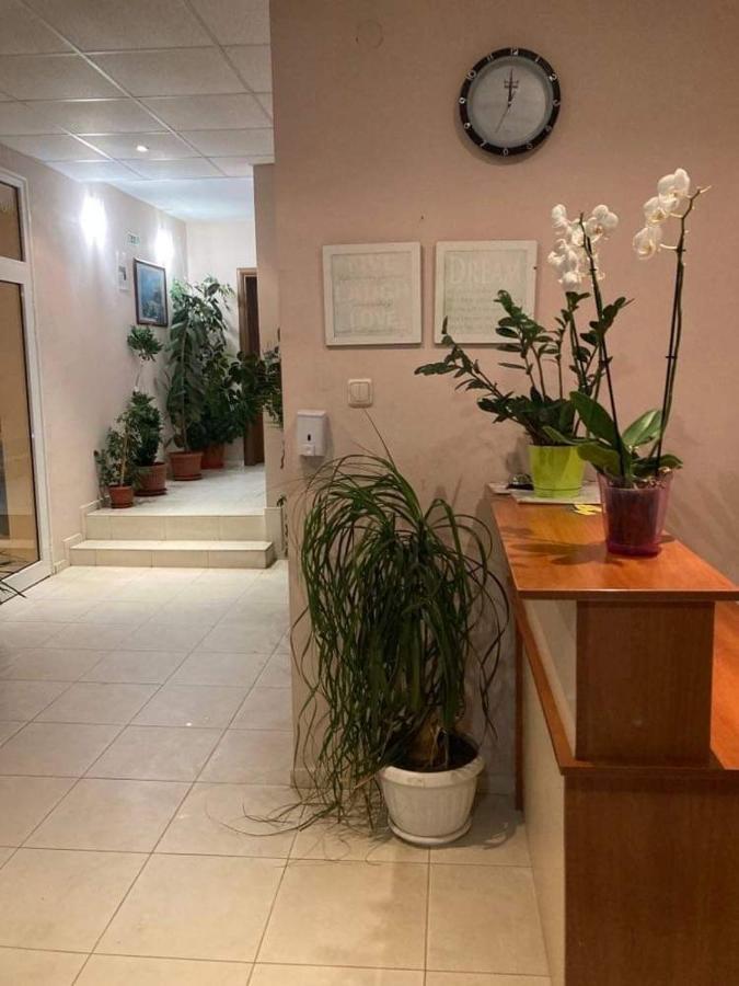 Family Hotel Neptun - لوزينيتس المظهر الخارجي الصورة