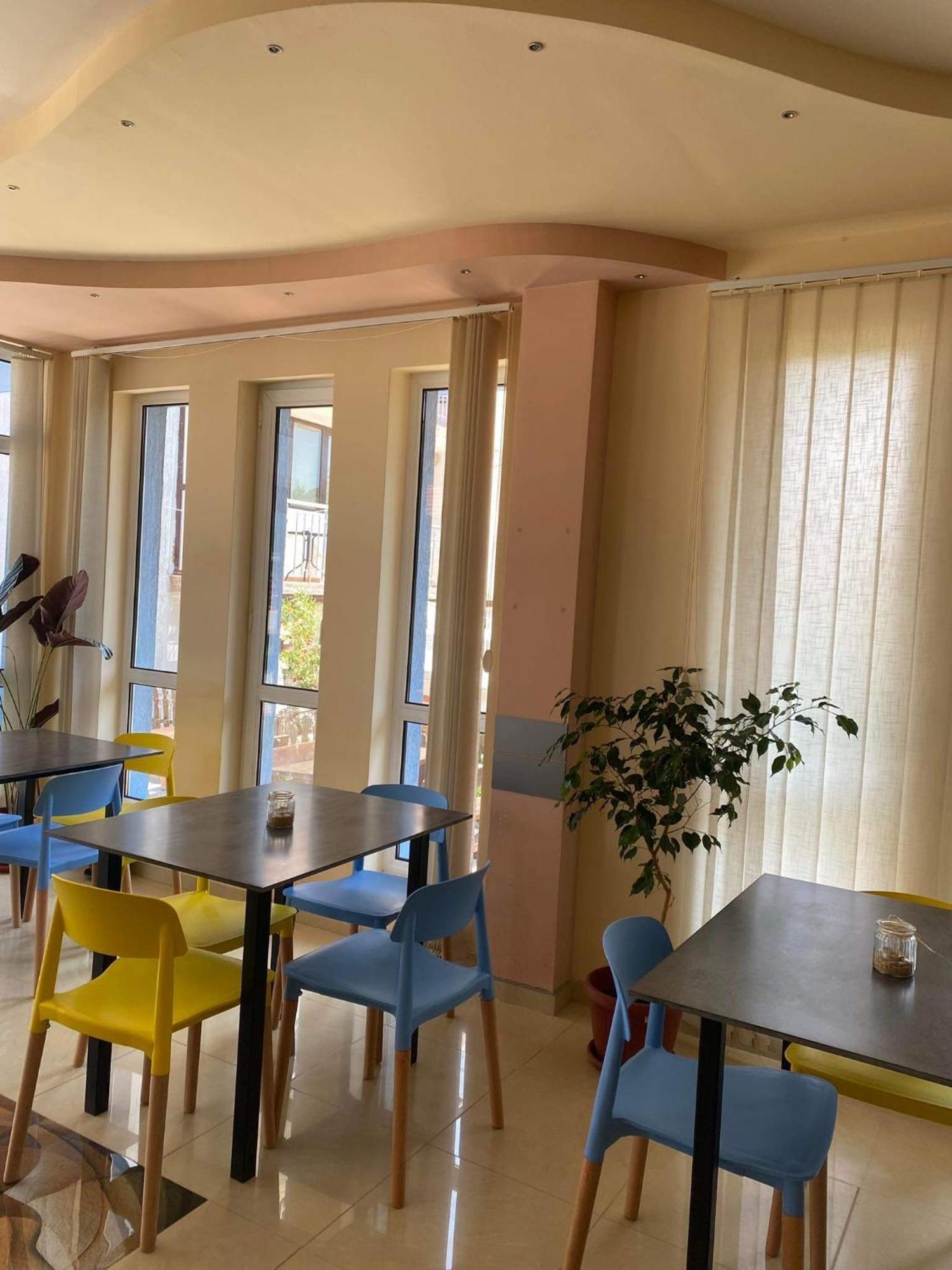 Family Hotel Neptun - لوزينيتس المظهر الخارجي الصورة